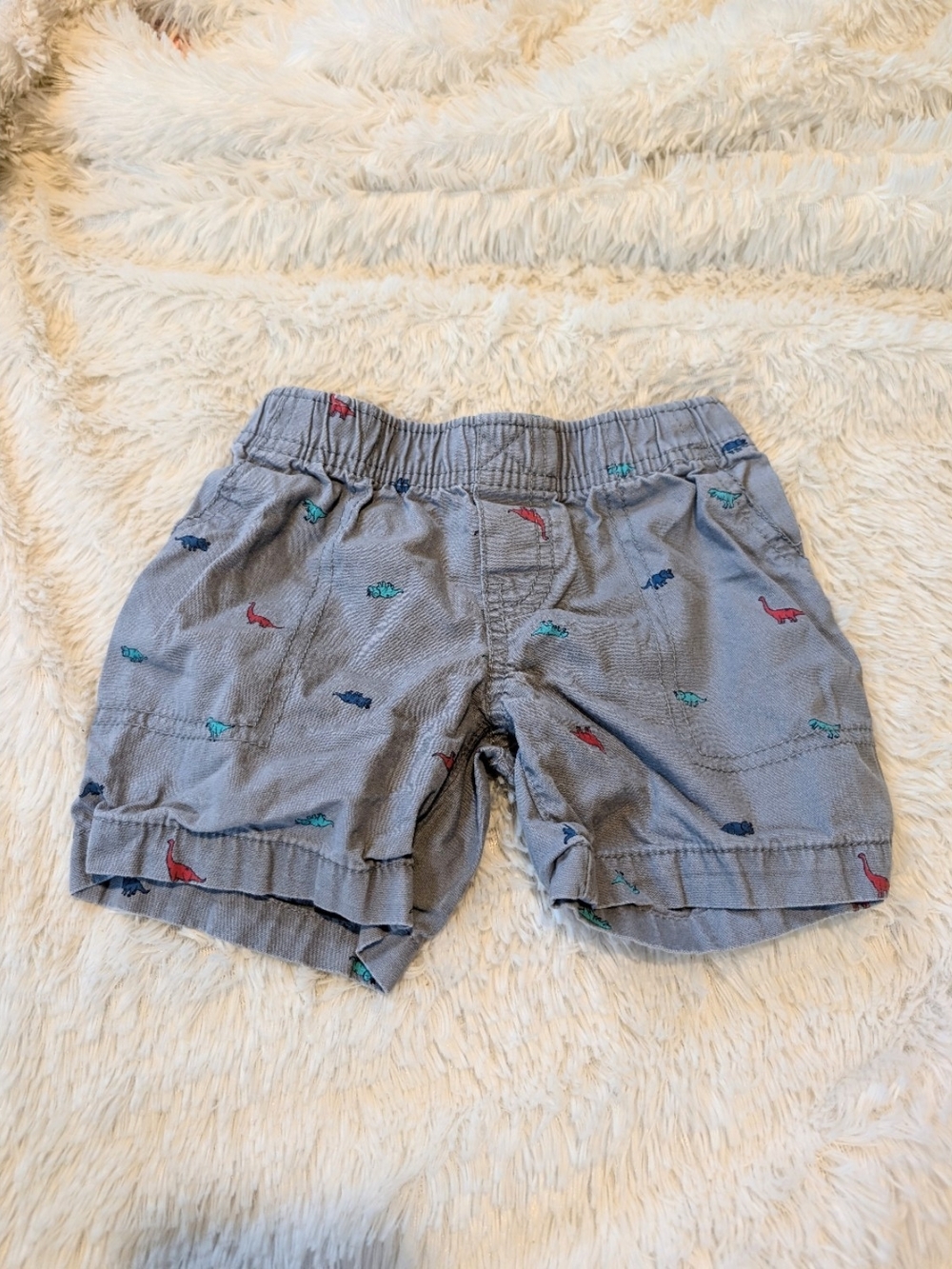 Carter's 100% Cotton Light Gray Shorts Colorful Dinosaur Print Pull On Shorts 2T